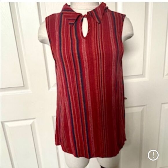 Monteau red striped collared sleeveless top - Picture 5 of 14